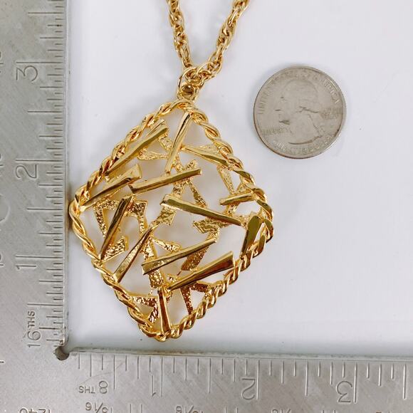 VTG 1970s Gold Tone Modernist Pendant Necklace Long Rope Chain 48" - Picture 9 of 9